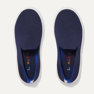 Rothy’s Sz 6 Navy Sneakers